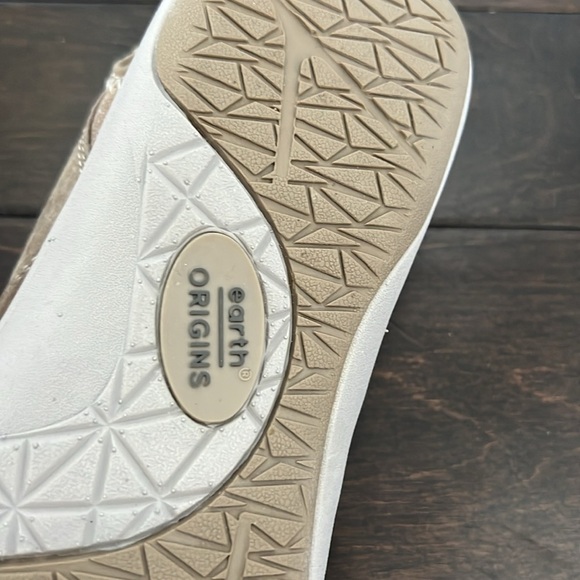 Earth Origins skye sid women’s 9.5 - Picture 8 of 10